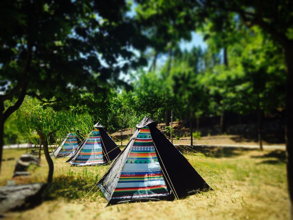 Camping Oleiros 호텔 올레이로스 외부 사진